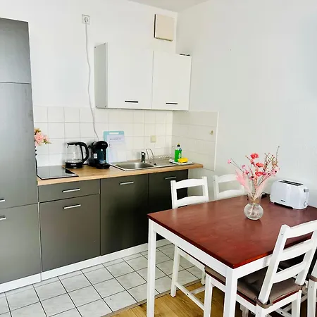 Mit Balkon In - 12 Min Vom Hauptbahnhof Mit S-bahn * Lipsko